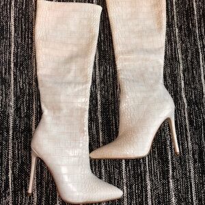 Calf length Animal Print textured Heeled Boots